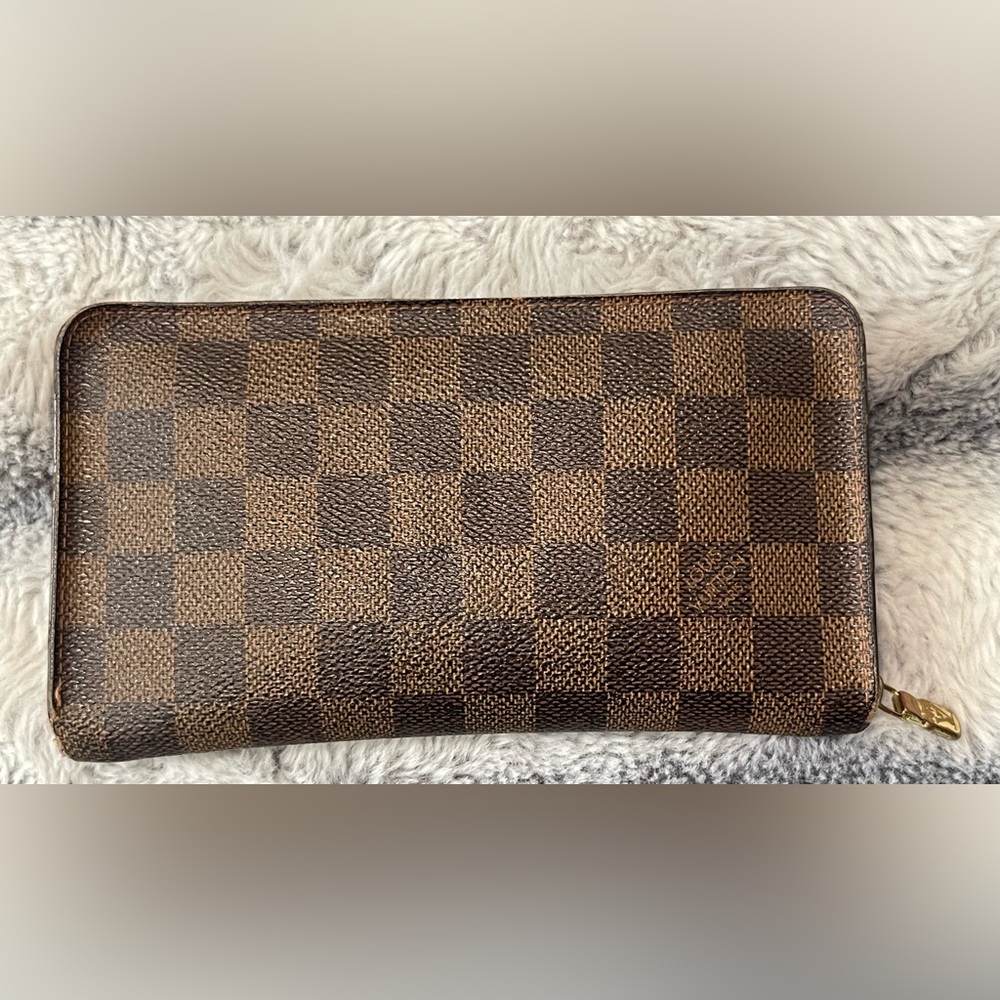 Authentic Louis Vuitton Damier Ebene Canvas Pre-Loved Vintage Zippy Wallet Brown - Picture 2 of 16